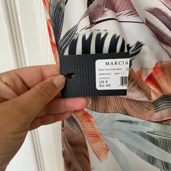 Guess By Marciano Desert Palm Wrap Dress New with Tags Size S - Picture 6 of 11